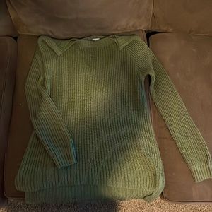 Size: medium Color: green